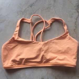 Lululemon athletica free to be bra size 8